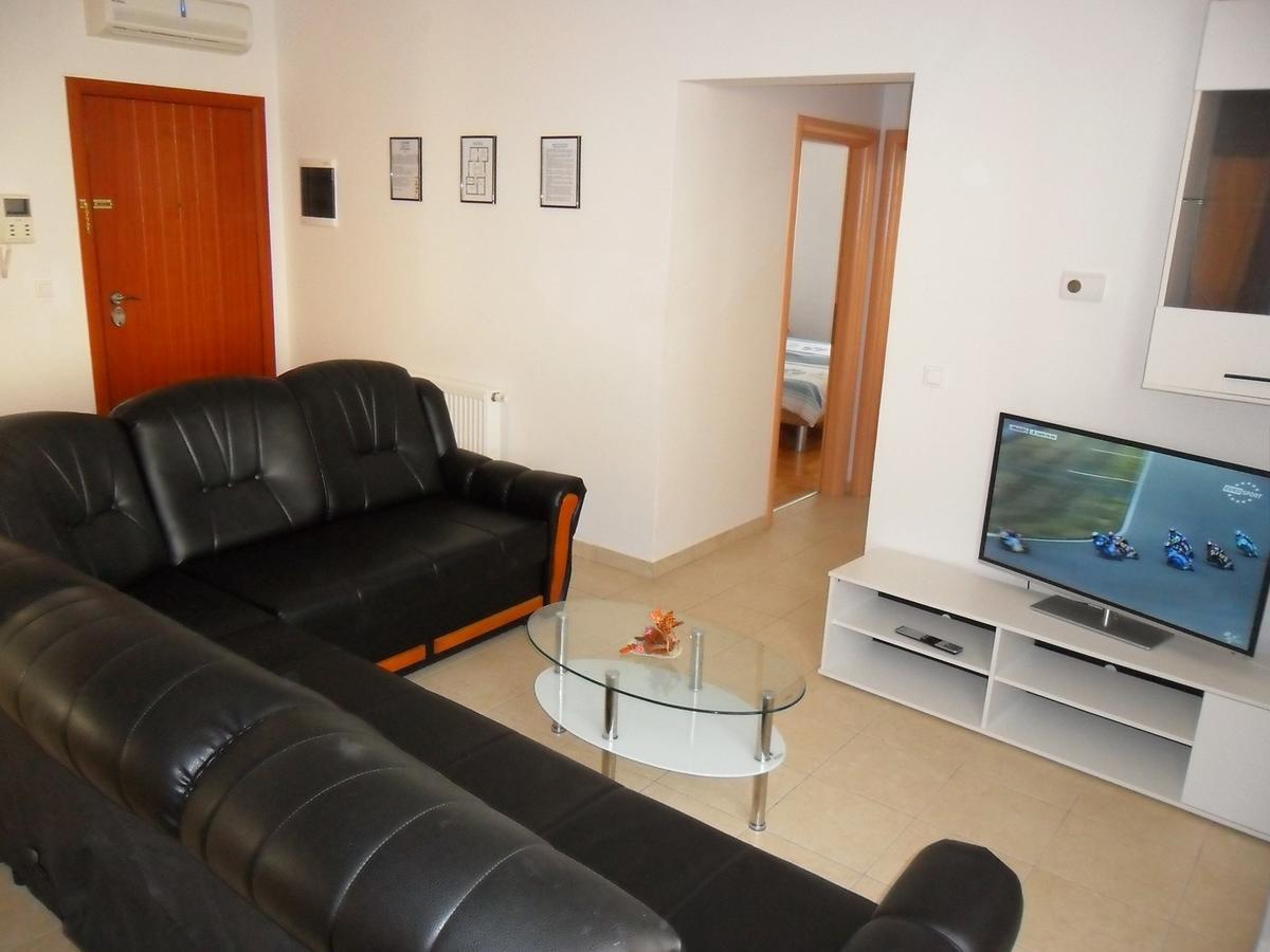 Vile Park Apartment Pula Luaran gambar