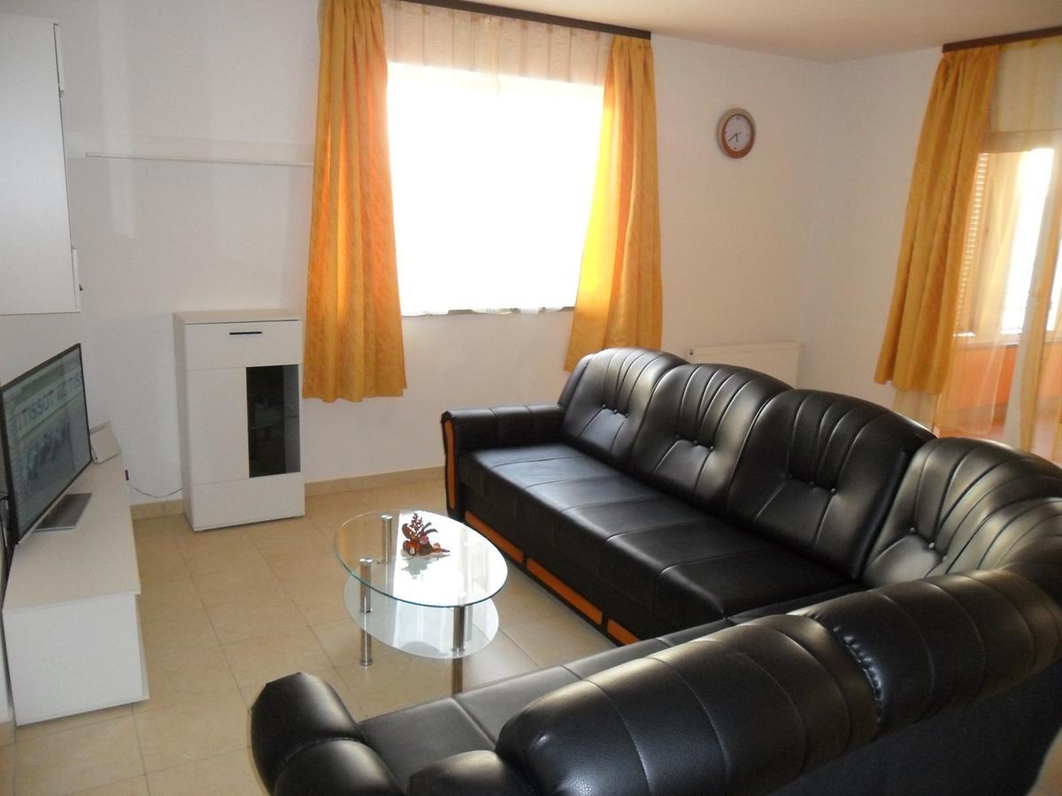 Vile Park Apartment Pula Luaran gambar